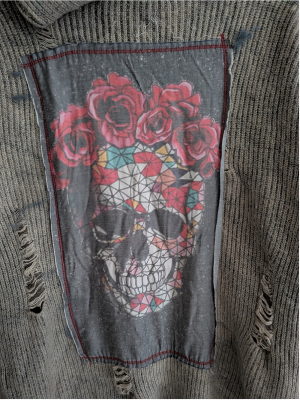 The Nu Vintage Distressed Hooded Cardigan M Skull Roses Y2K Grunge Made USA - Picture 5 of 7